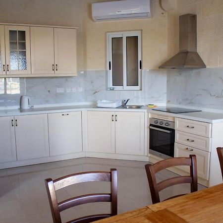 Għarb Kenn Holiday Home מראה חיצוני תמונה